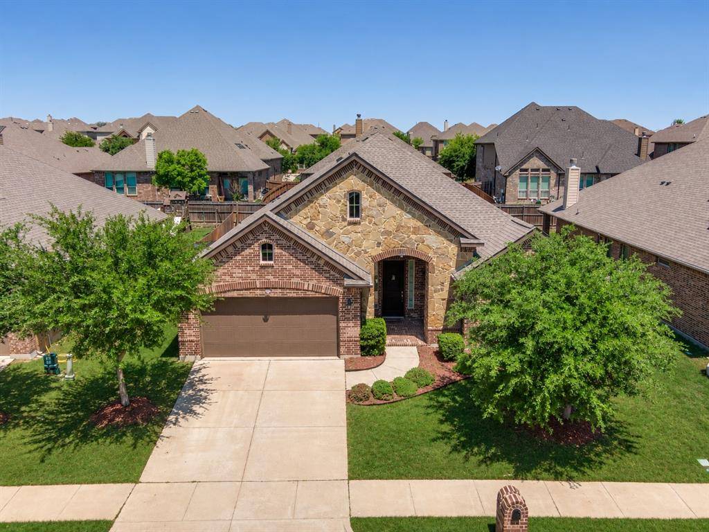 417 Ashlawn Drive, Midlothian, TX 76065