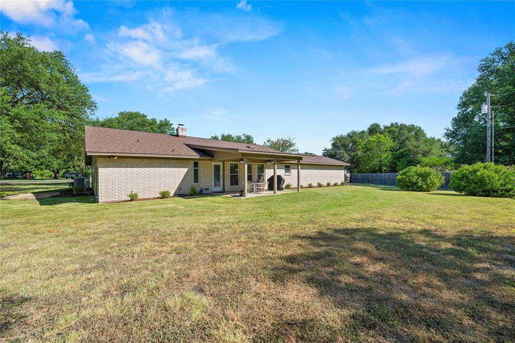 501 Brint Lane, Robinson, TX 76706