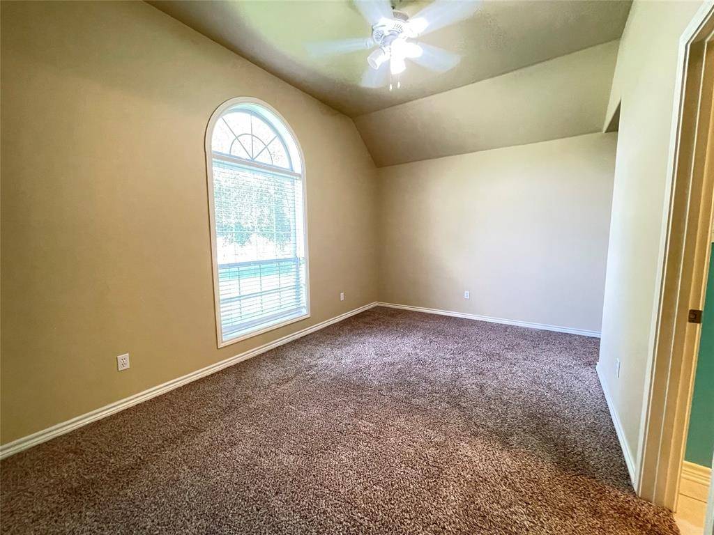 107 Spring Valley Run, Bullard, TX 75757