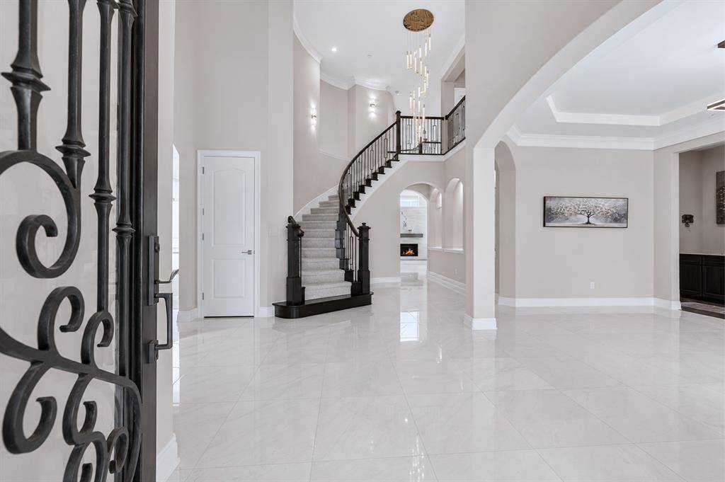 689 Dancing Water Drive, Frisco, TX 75036