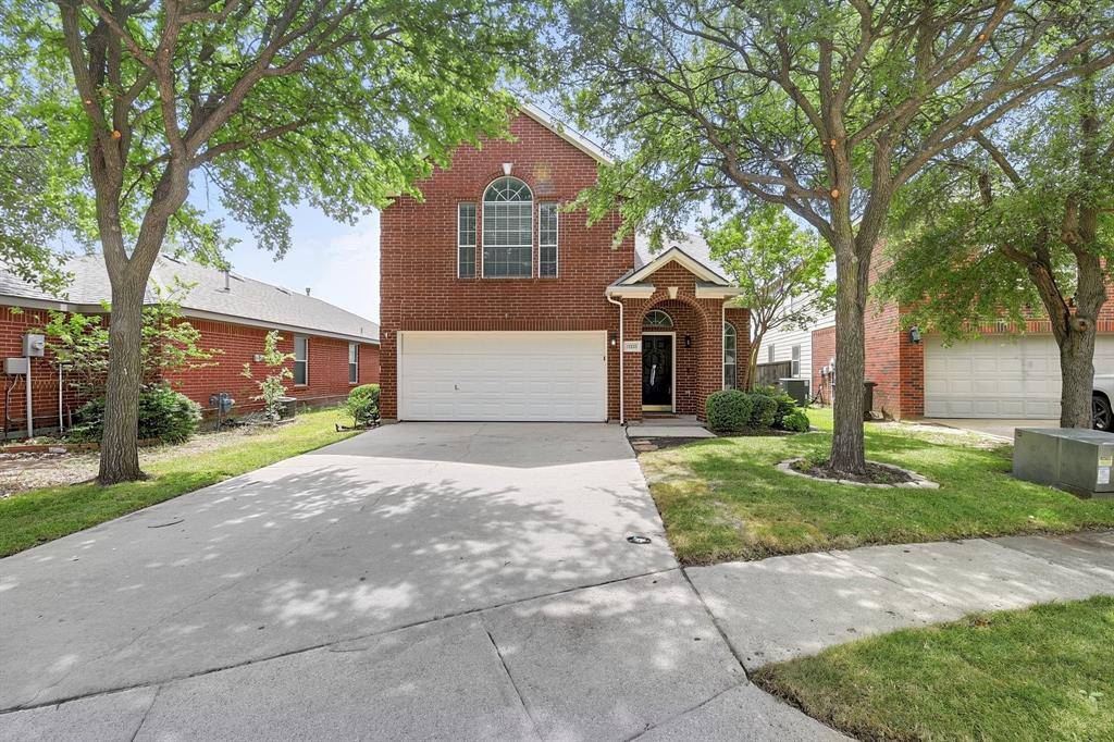 11533 Gloriosa Drive, Fort Worth, TX 76244