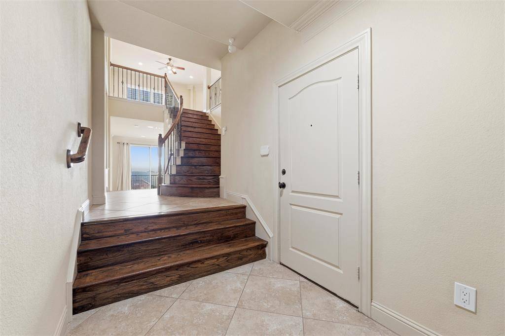 563 Rockingham Drive, Irving, TX 75063