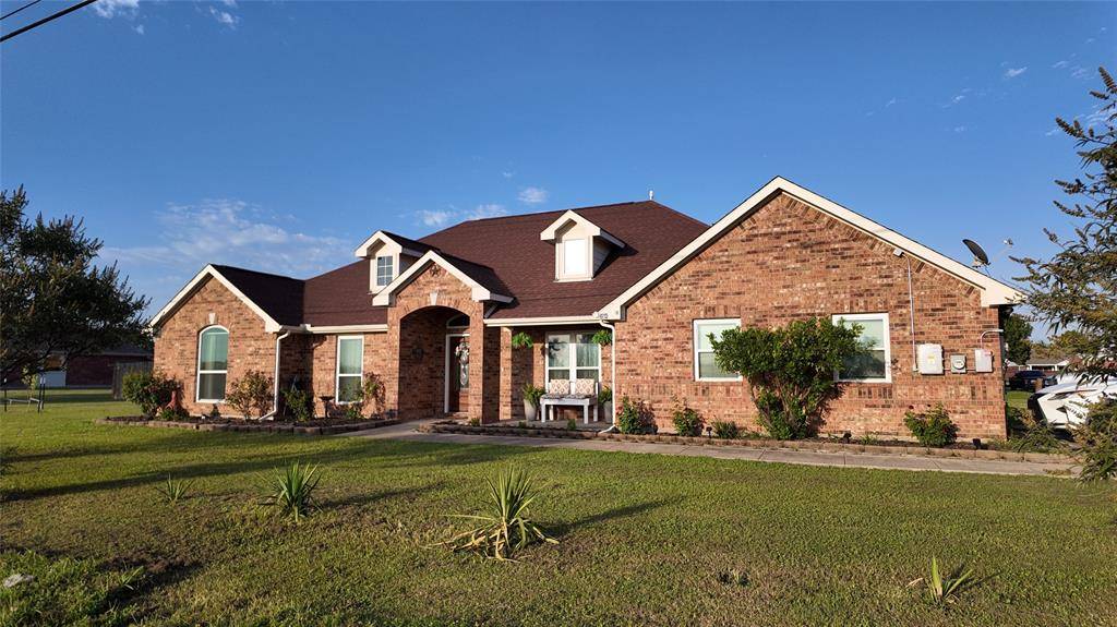 354 Geren Drive, Lavon, TX 75166