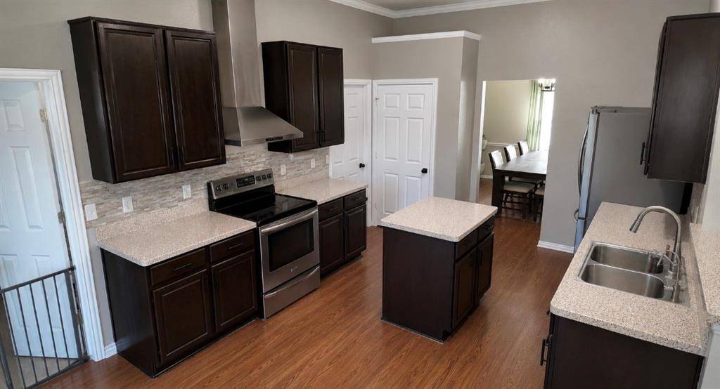 354 Geren Drive, Lavon, TX 75166