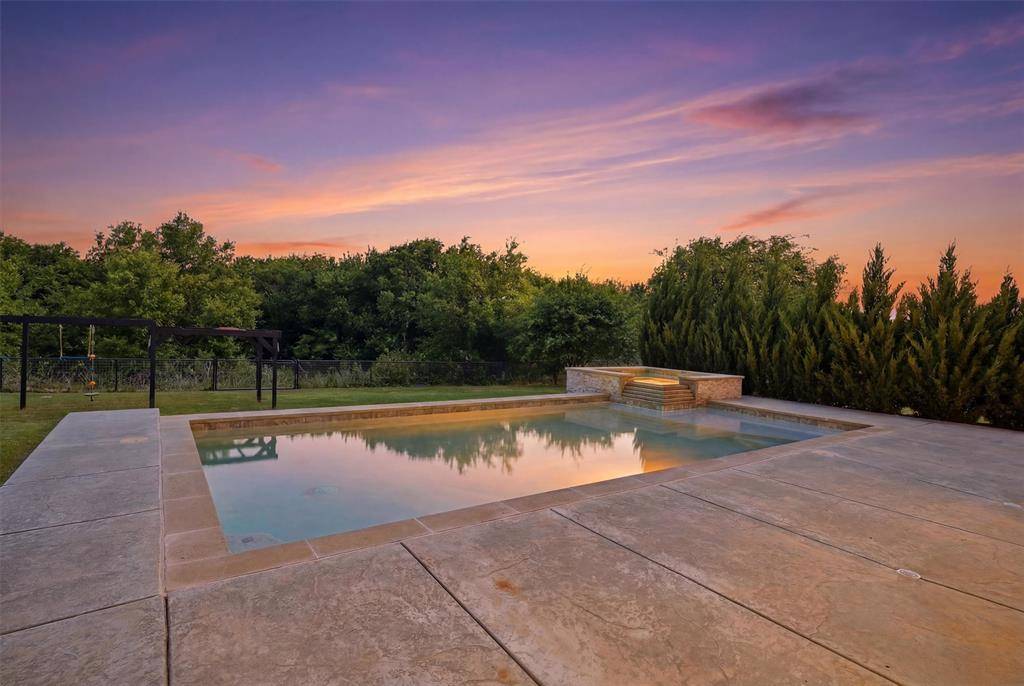 6305 Ursa Way, Godley, TX 76044