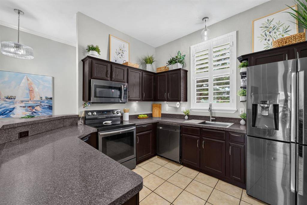 107 Lemley Drive, Heath, TX 75032