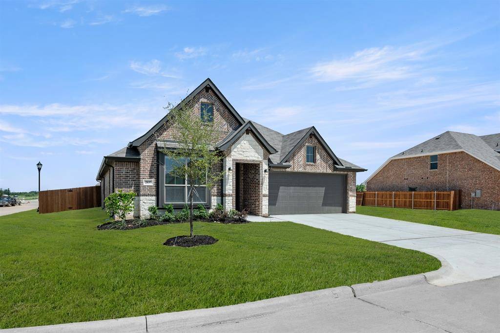 2037 Caicos Road, Granbury, TX 76049