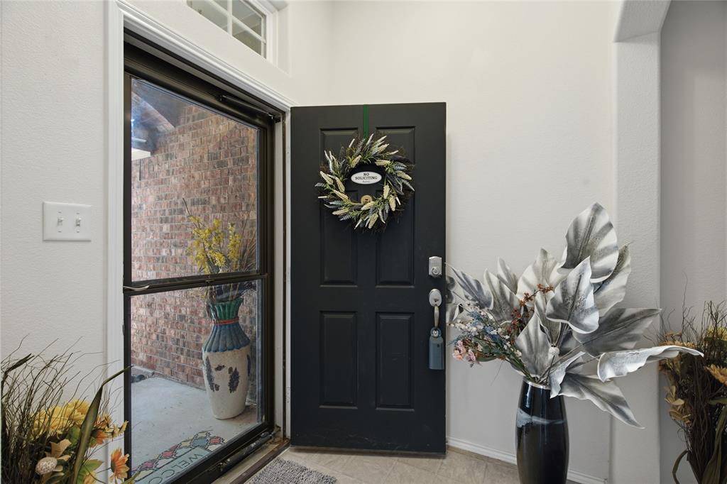 1516 Baslow Lane, Burleson, TX 76028