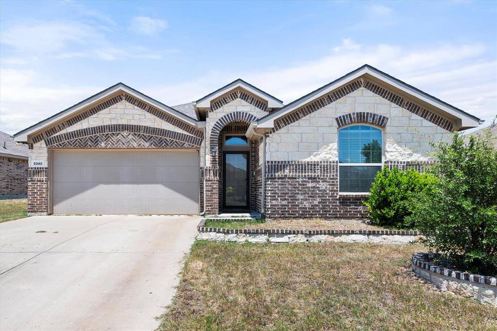 5340 Brentlawn Drive, Fort Worth, TX 76179