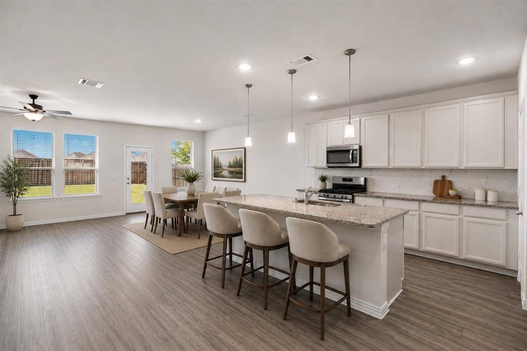 984 Manuel Drive, Fate, TX 75087