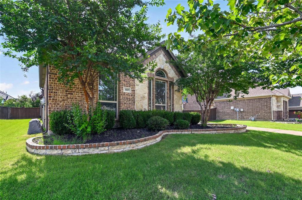 1009 Spinks Court, Flower Mound, TX 75028