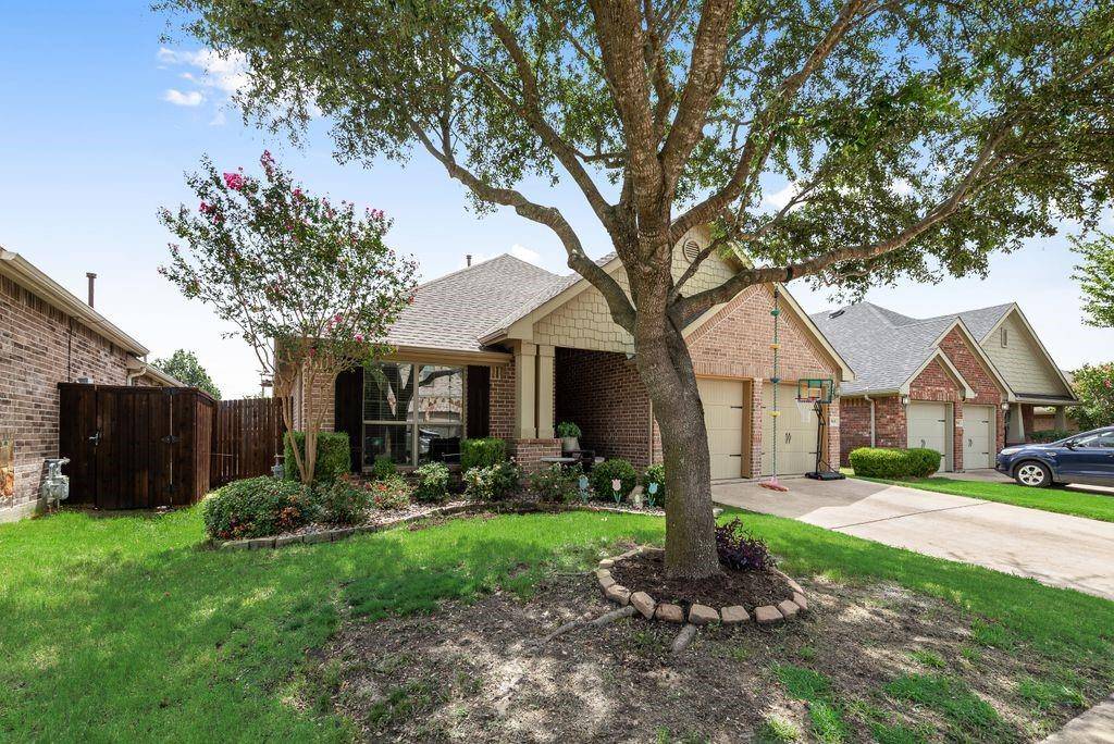 908 Honey Locust Drive, Fate, TX 75087