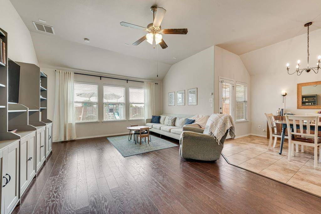 908 Honey Locust Drive, Fate, TX 75087