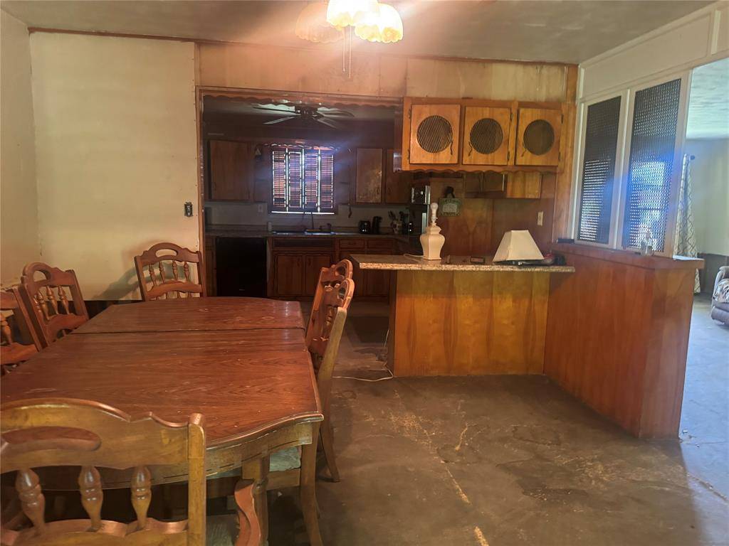 4205 Hickory Tree Road, Balch Springs, TX 75180
