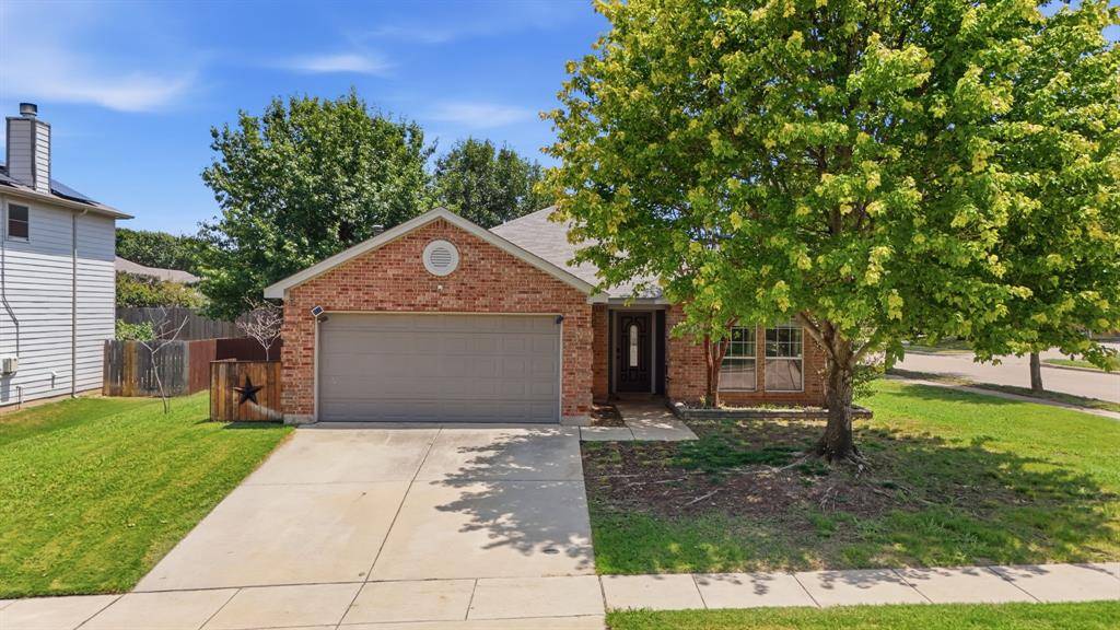 14016 Cedar Post Drive, Fort Worth, TX 76052