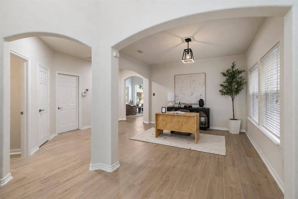 4617 Dwarf Nettle Drive, Fort Worth, TX 76244