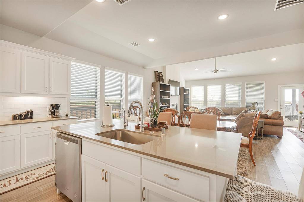 2513 Peoria Drive, Fort Worth, TX 76179