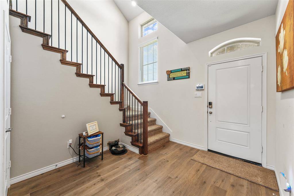 10608 Plumlee Lane, Aubrey, TX 76227