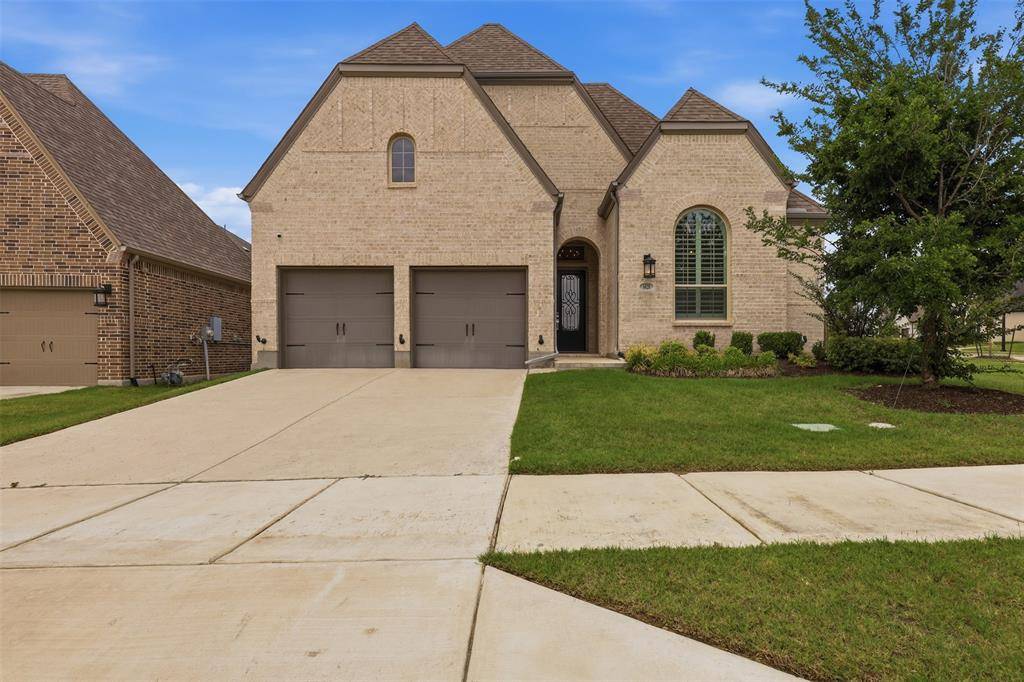 6028 Firefox Lane, Fort Worth, TX 76123