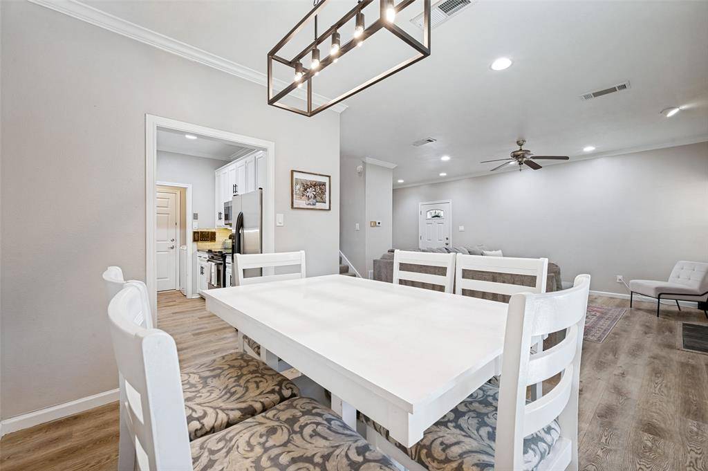 5727 Remington Park Square, Dallas, TX 75252