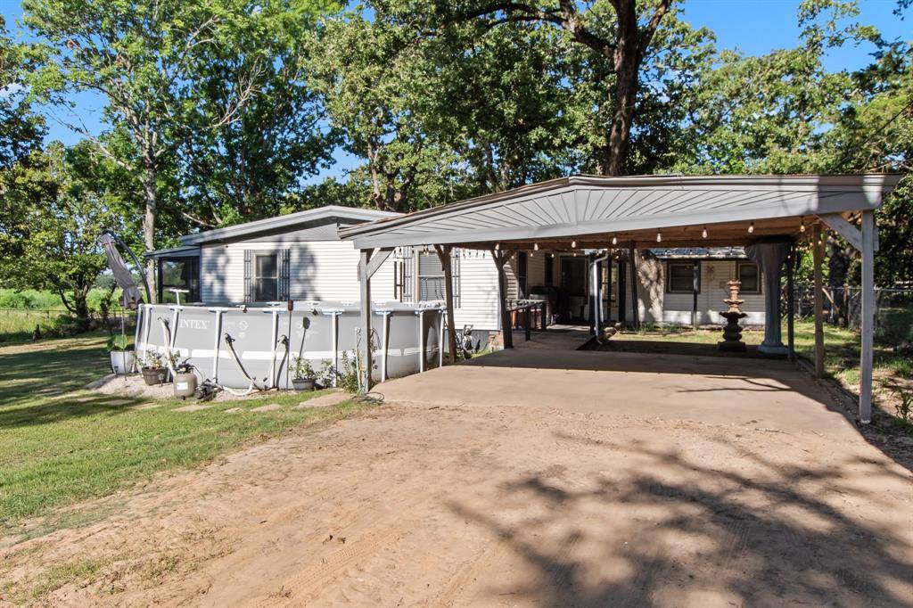 335 Running Brook Road, Mabank, TX 75156