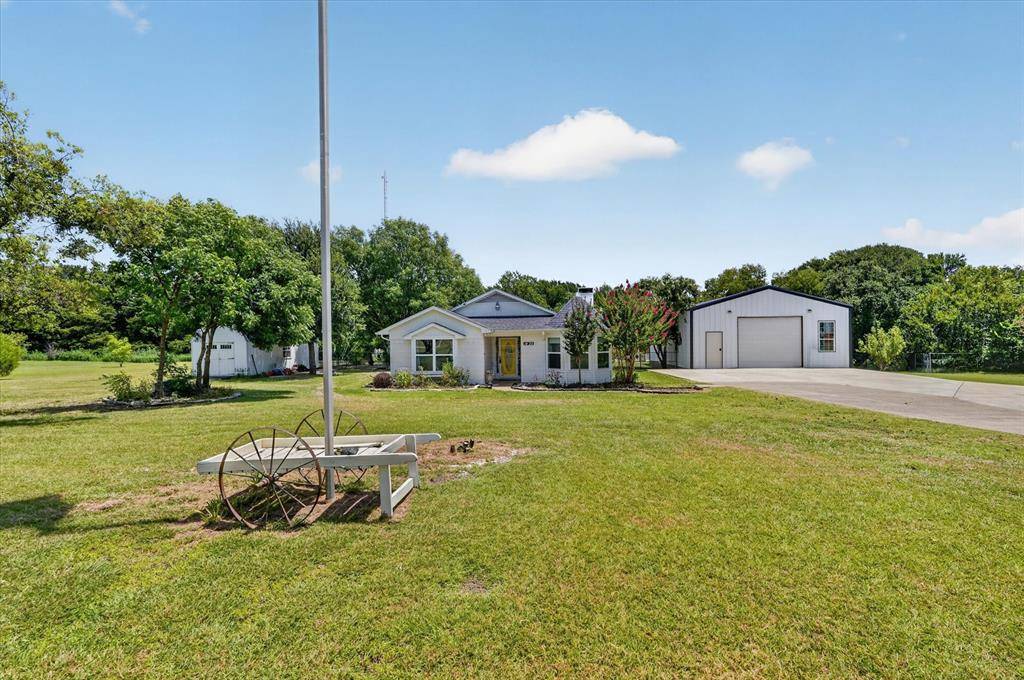 1425 Pioneer Drive, Lowry Crossing, TX 75069