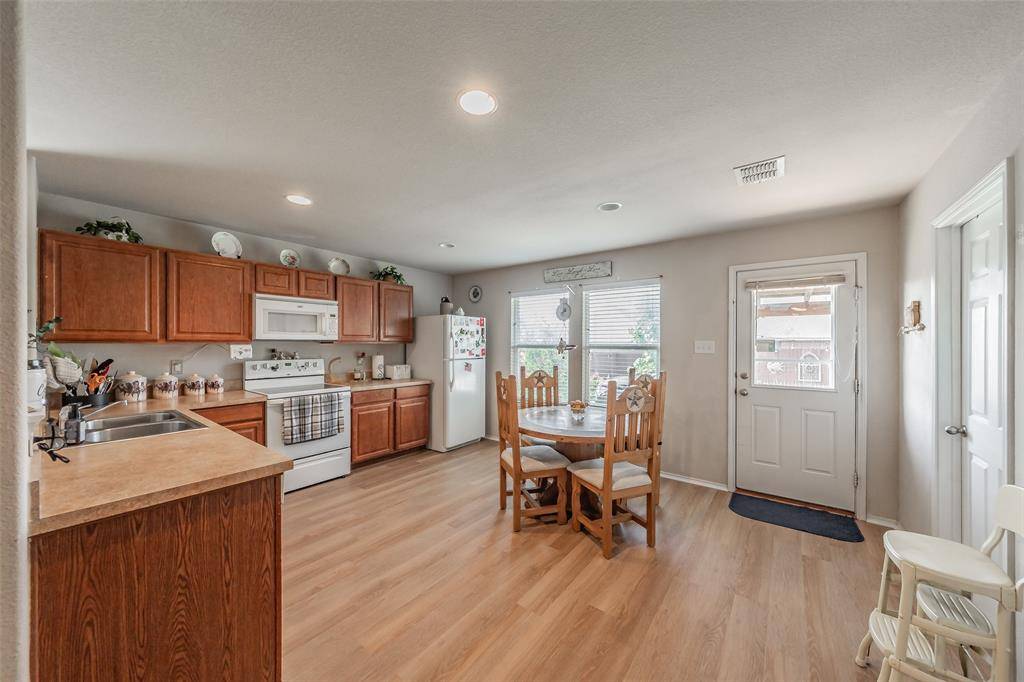 2300 Horseback Trail, Fort Worth, TX 76177