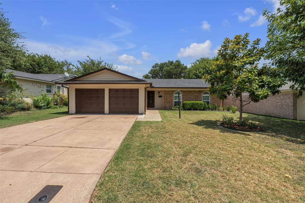 6617 Andora Avenue, Fort Worth, TX 76133