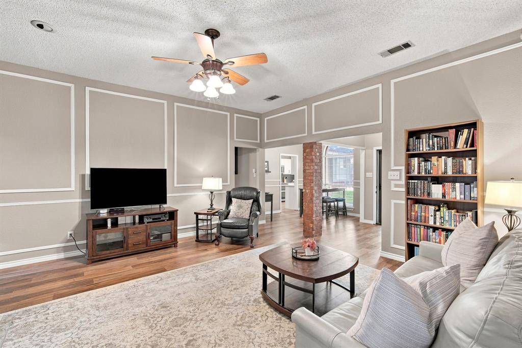 1635 S 5th Street, Midlothian, TX 76065