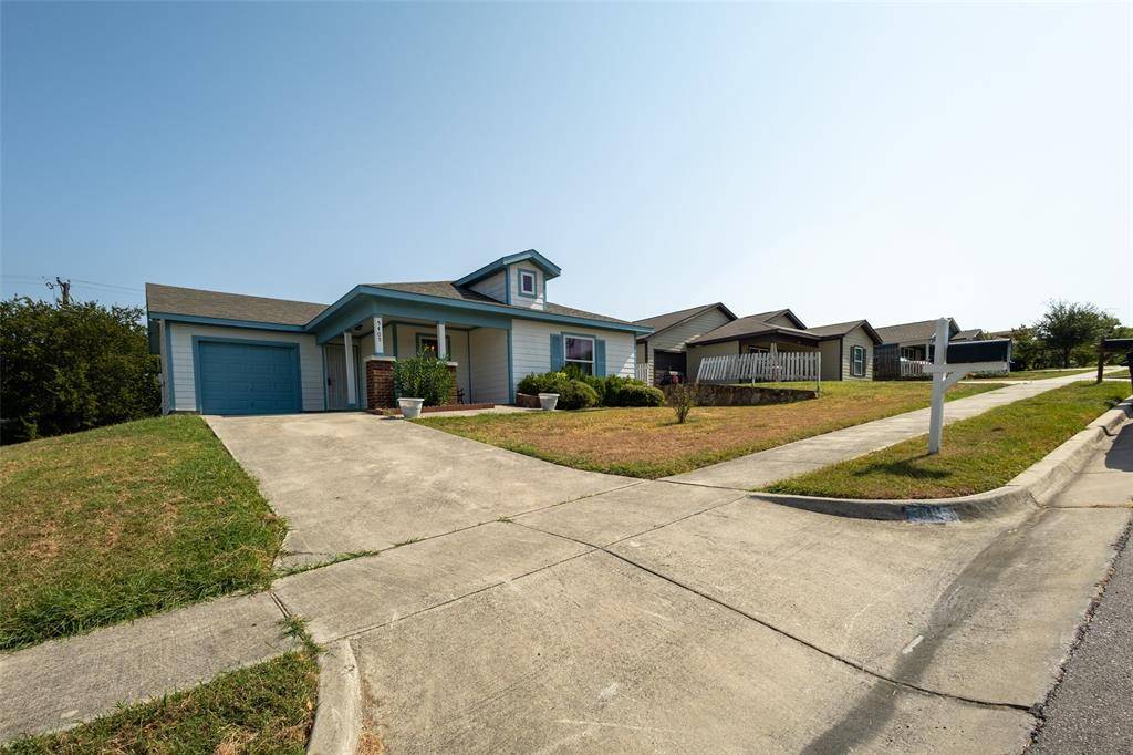 5405 Van Natta Lane, Fort Worth, TX 76112