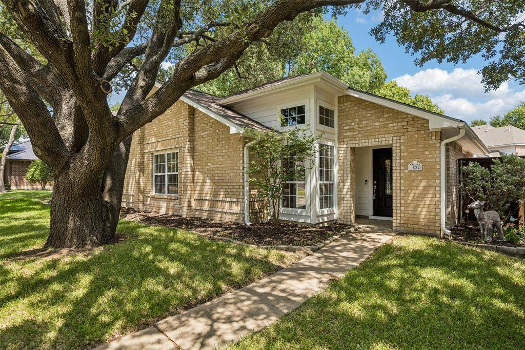 1524 Livingston Drive, Plano, TX 75093