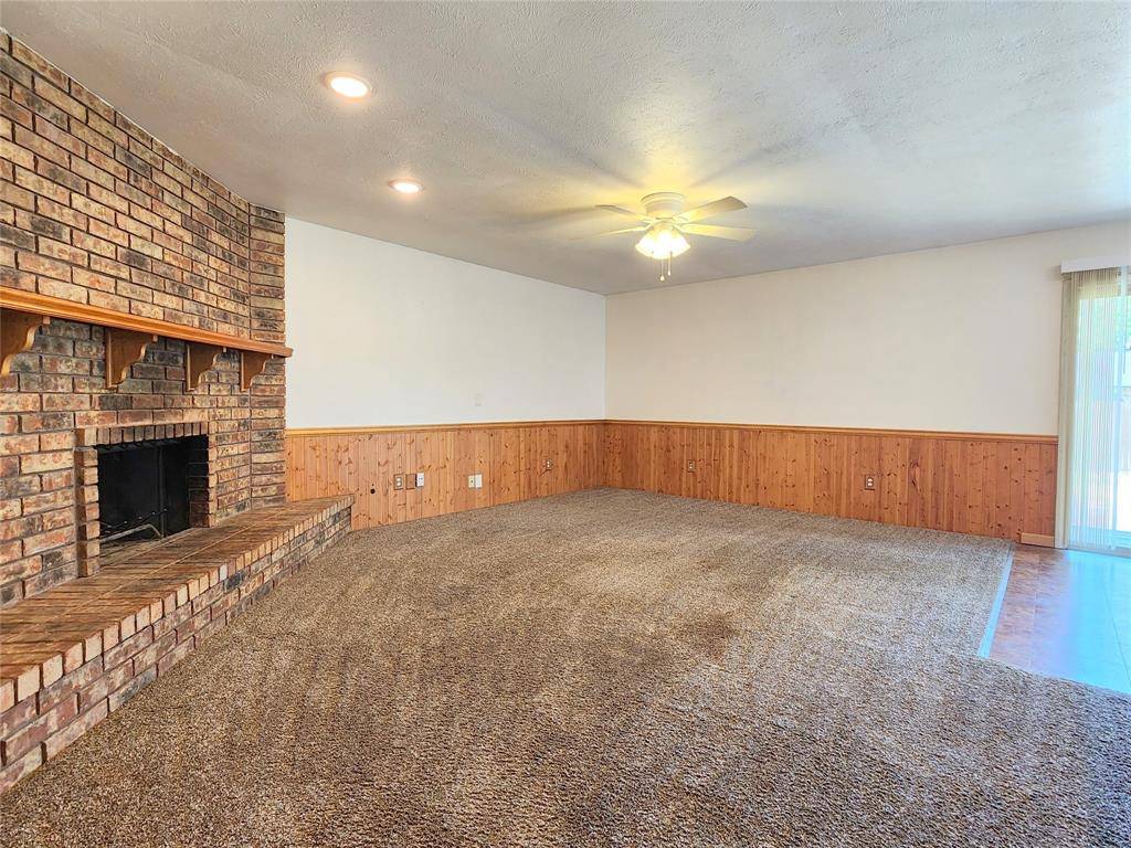 5400 Ragan Drive, The Colony, TX 75056