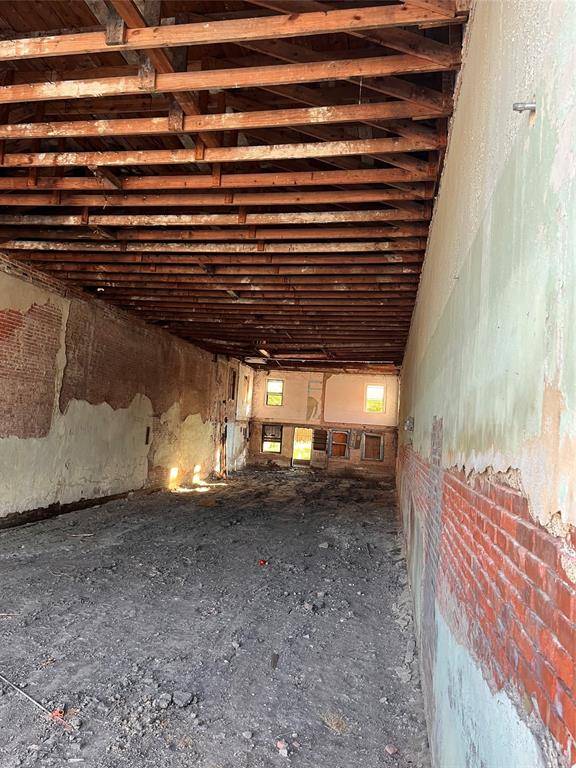217 S Main, Kemp, TX 75143