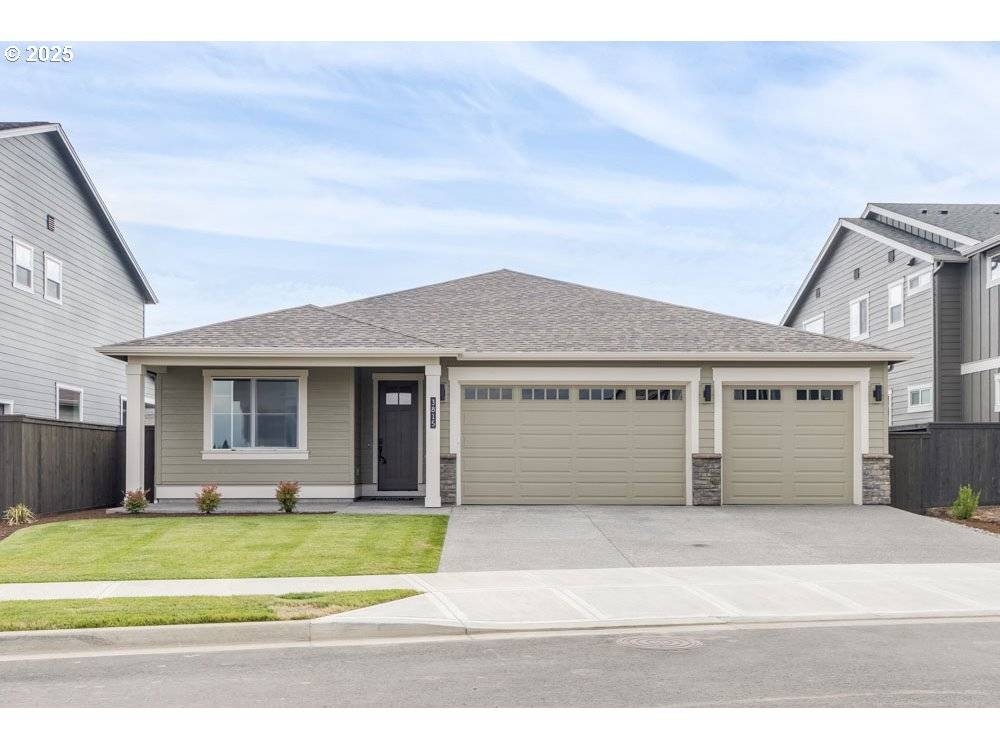 3815 S Arwana LN, Ridgefield, WA 98642