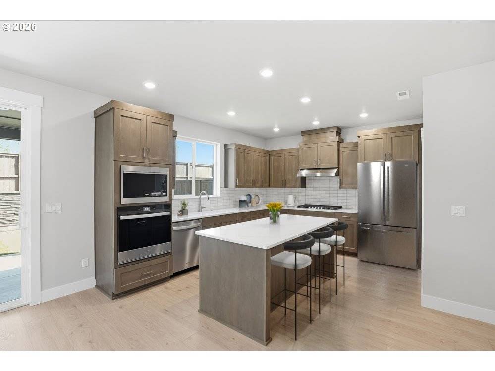 4611 S 36th DR, Ridgefield, WA 98642