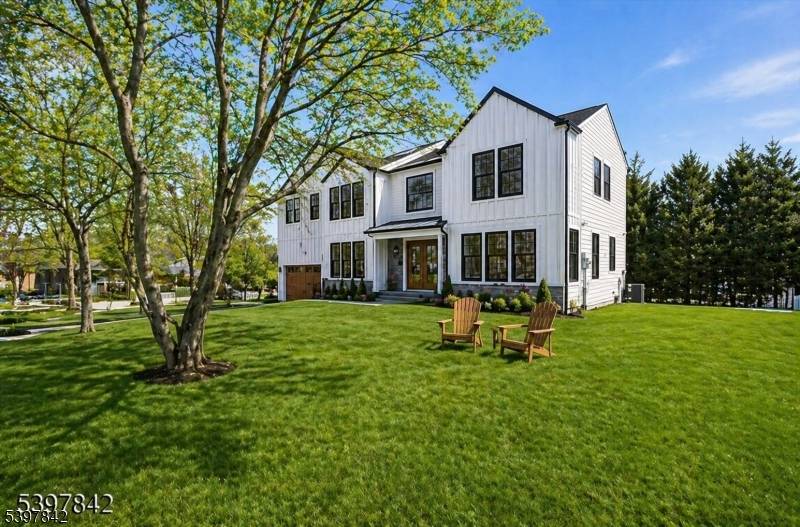 32 Felch Rd, Florham Park Boro, NJ 07932