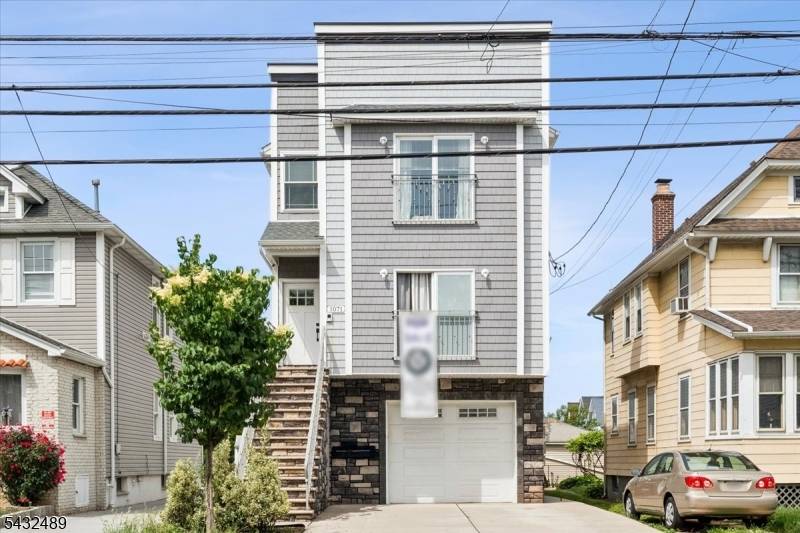 1071 North Ave, Elizabeth City, NJ 07201