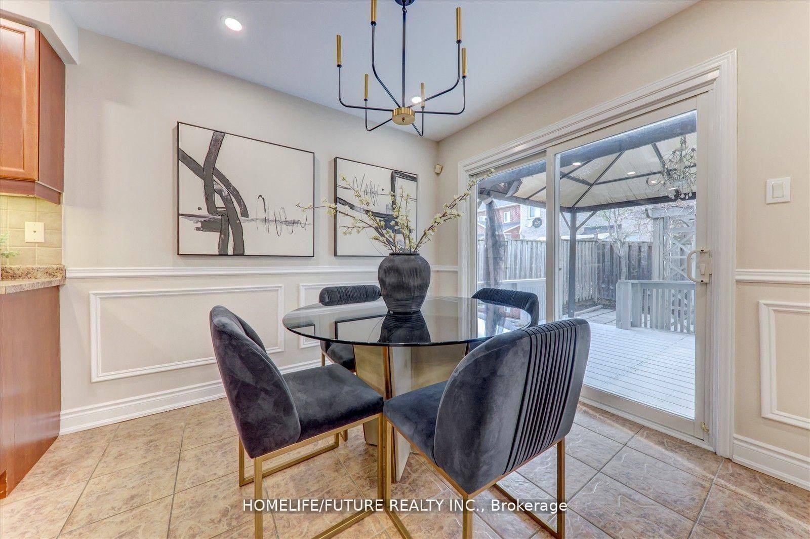 16 Barden CRES, Ajax, ON L1Z 2A8