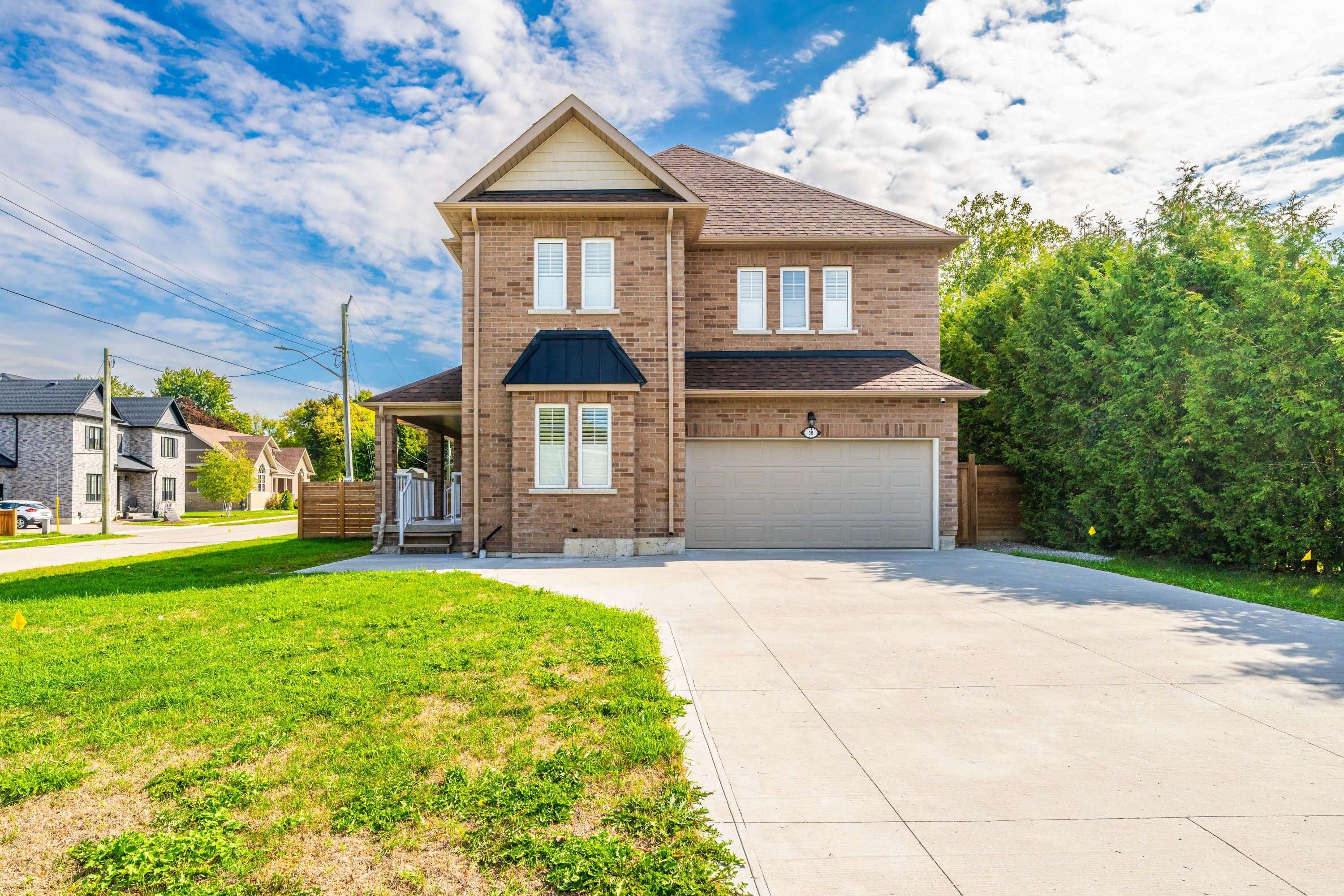 3B George ST, Innisfil, ON L0L 1L0