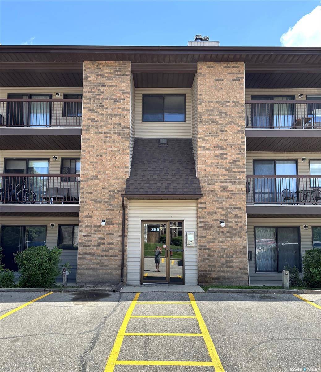 202-385 Kingsmere BOULEVARD, Saskatoon, SK S7J 4J6