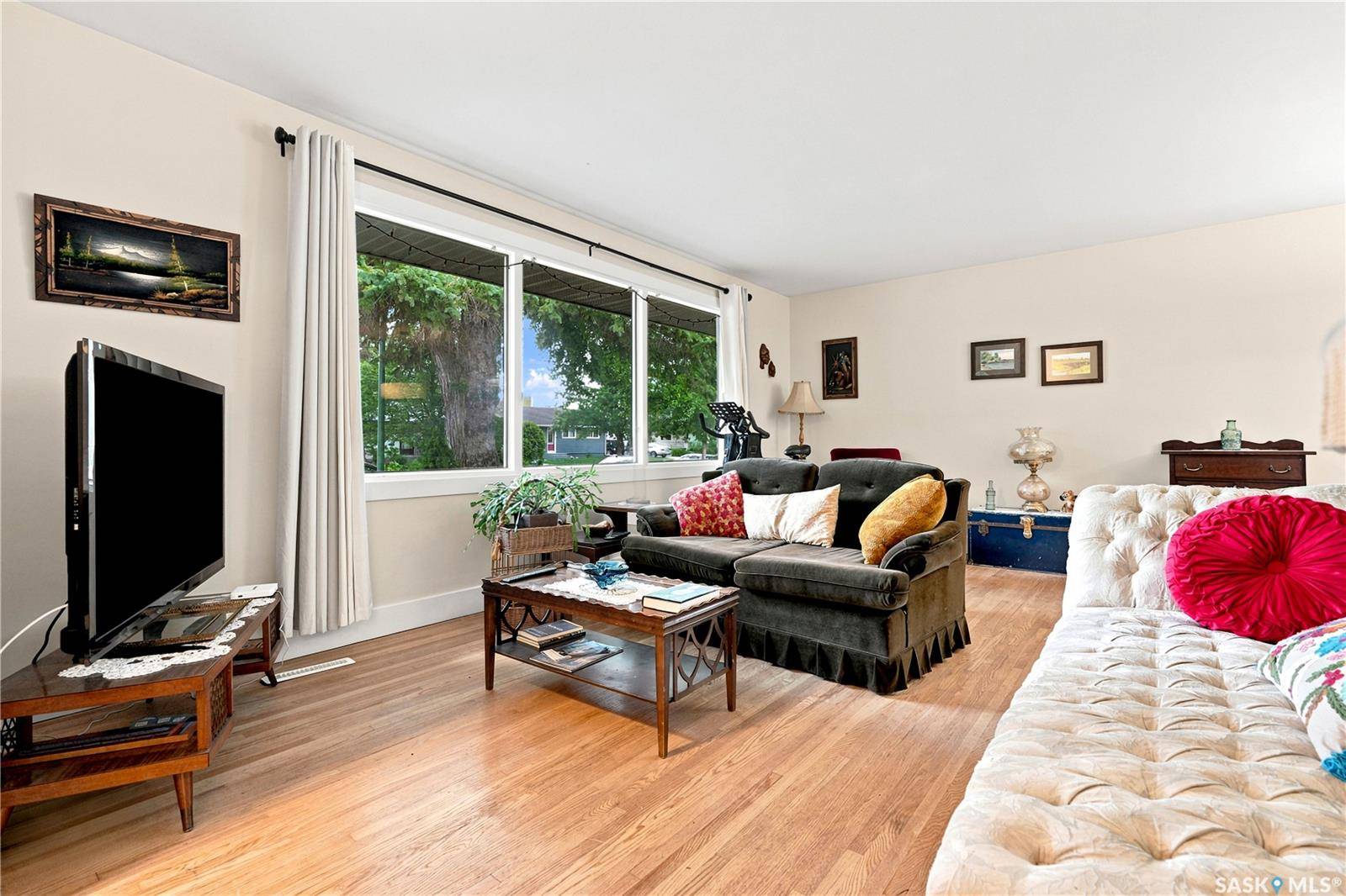 1706 Ewart AVENUE, Saskatoon, SK S7H 2L2