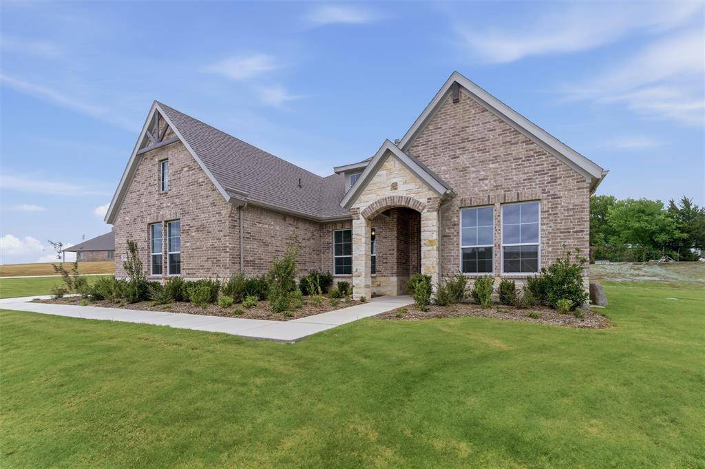 906 Perrin Lane, Van Alstyne, TX 75495