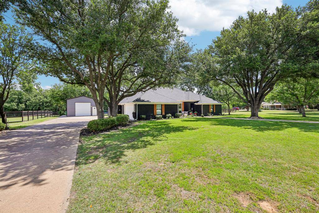 925 Meadow Drive, Copper Canyon, TX 75077
