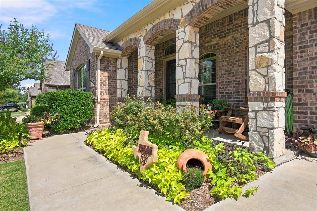 230 Double Creek Drive, Midlothian, TX 76065