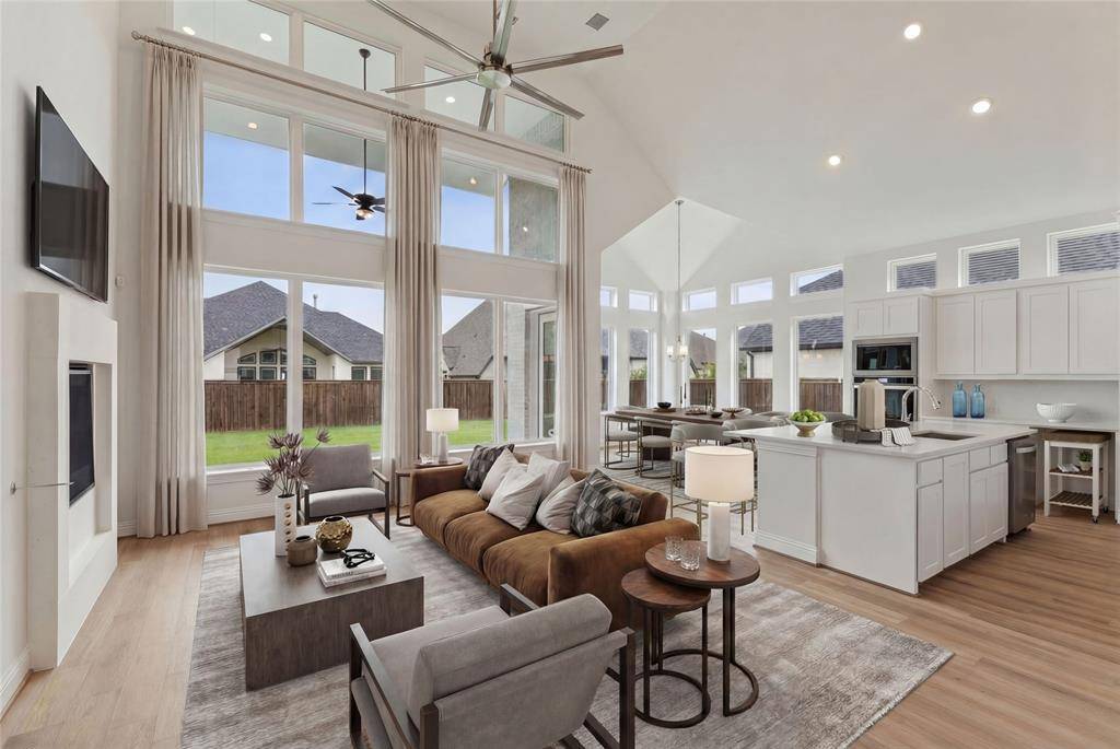 2830 Shane Drive, Midlothian, TX 76065