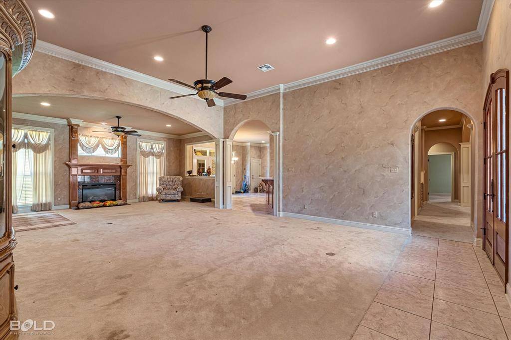 106 Oxford Circle, Bossier City, LA 71111