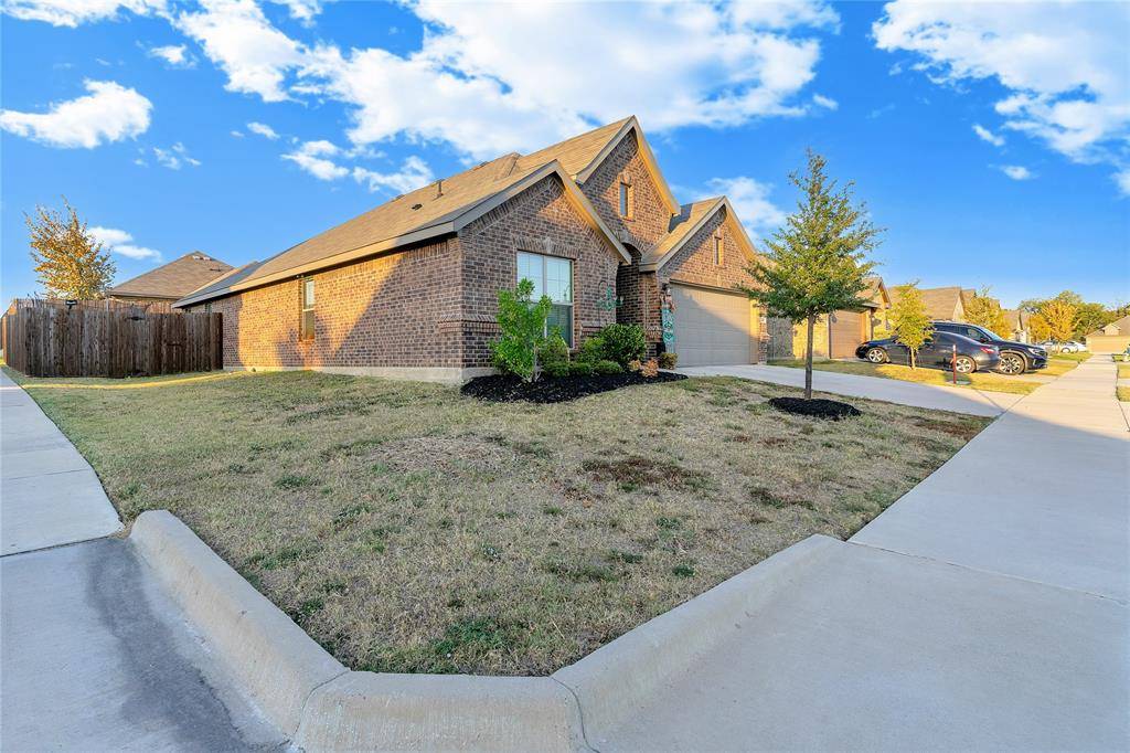 120 Cheryl Drive, Keene, TX 76059