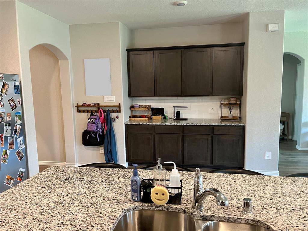 620 Carters Grove Drive, Fate, TX 75189