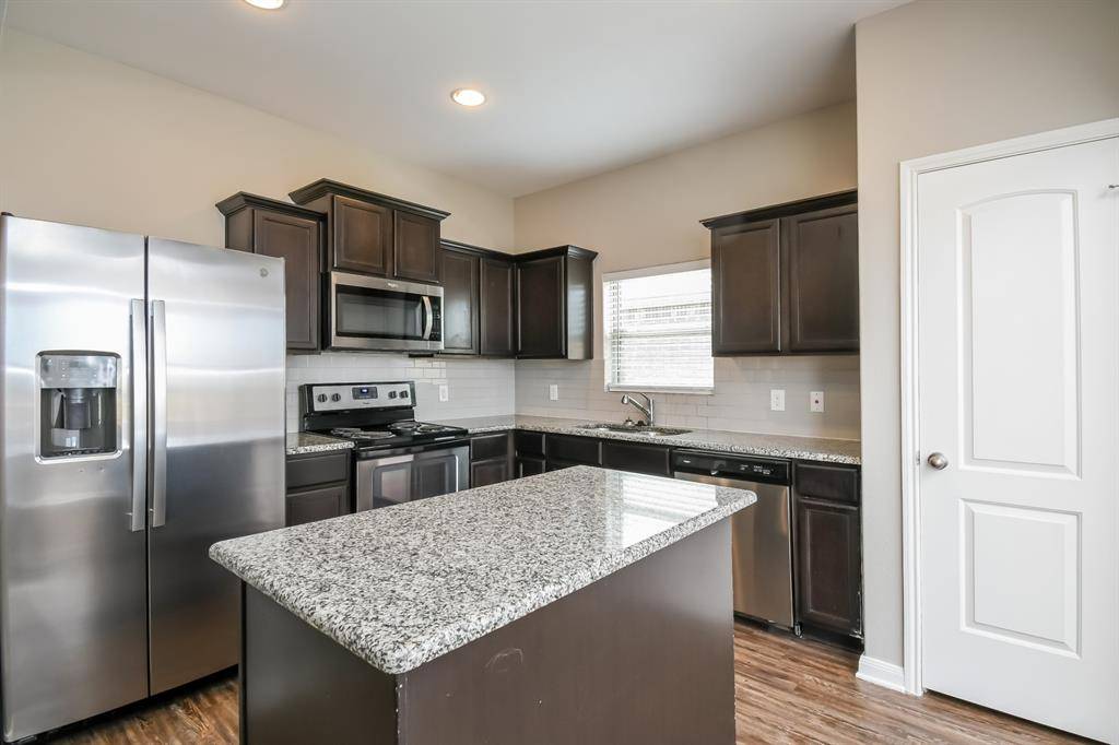 1536 Millennium Drive, Crowley, TX 76036