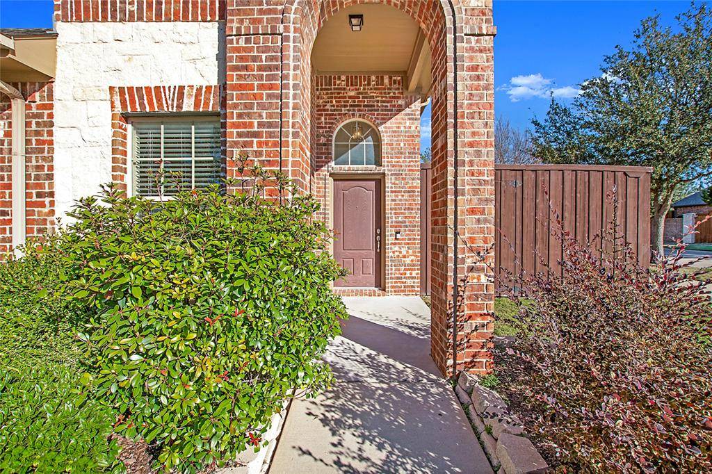 9886 Bell Rock Road, Frisco, TX 75035